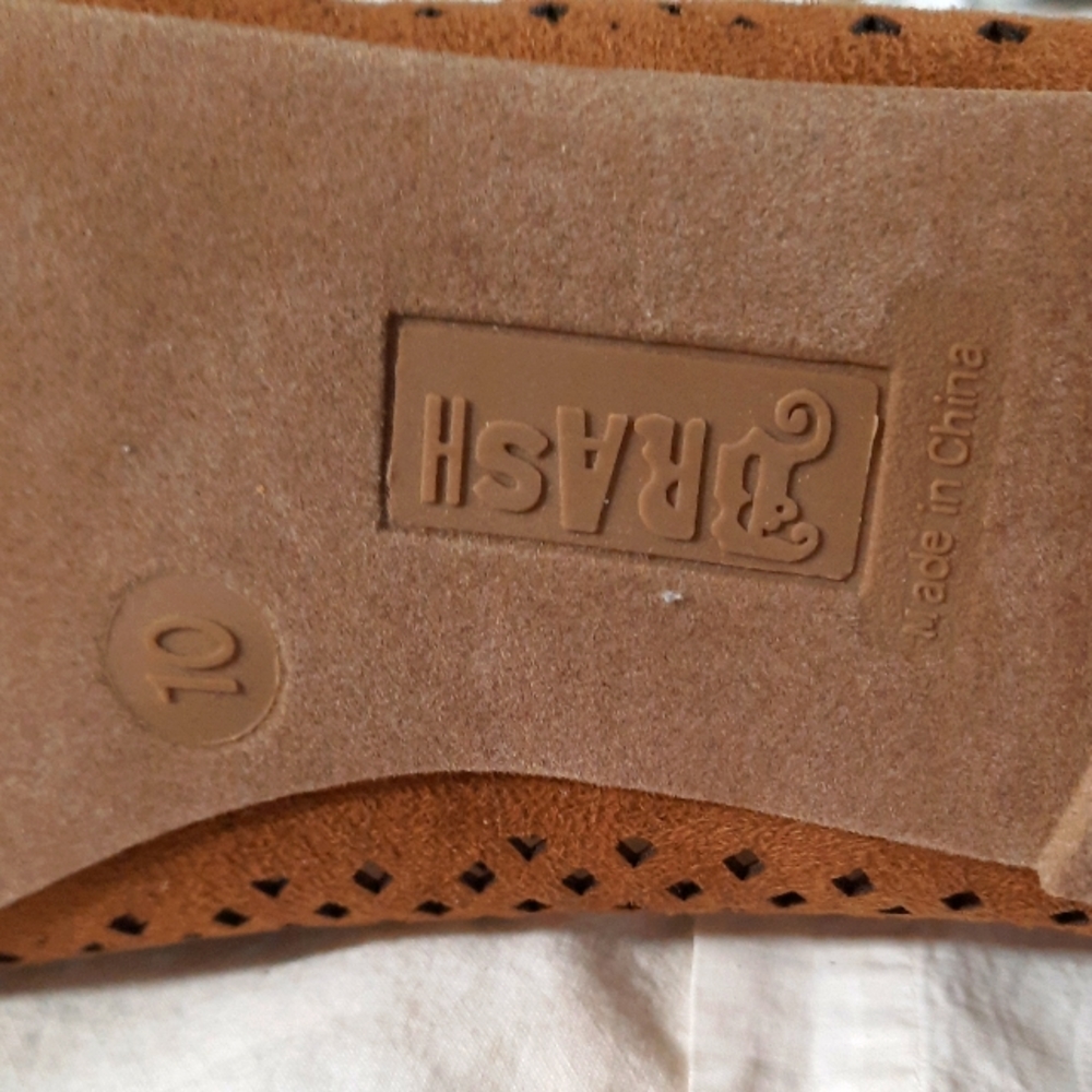 Brash brown leather Flats Women’s size 10 cut lattice design NWT - Picture 5 of 5